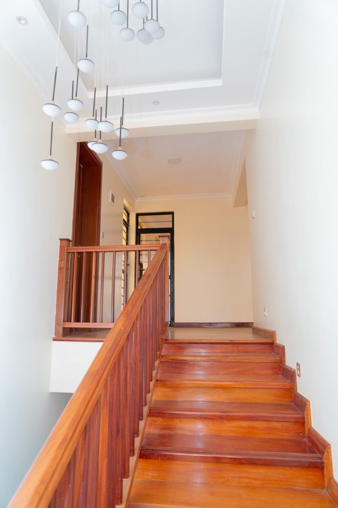 Modern 5-Bedroom Townhouse for Sale – Kamakis (Ksh 24.5M)